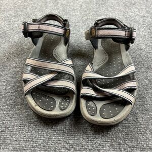 KEEN Women’s Bali Sandals Purple/Black Strappy sandals size: 9.5
